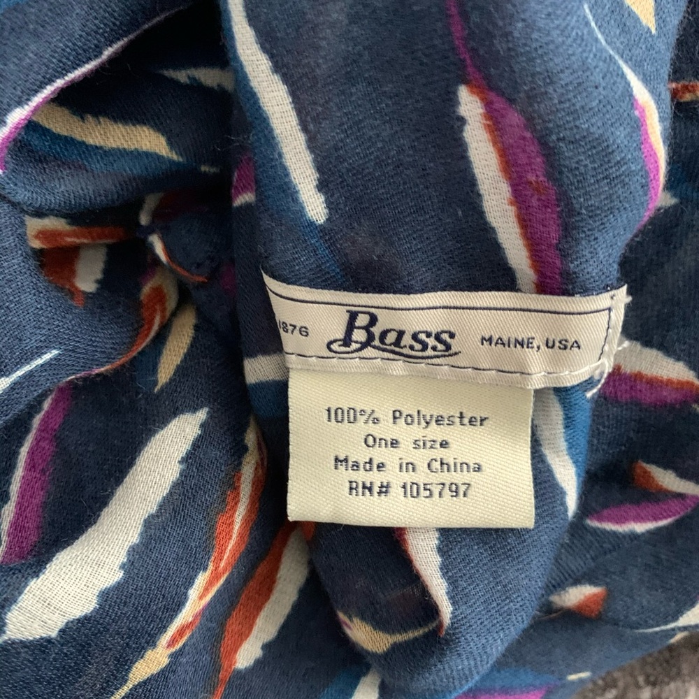Bass Scarf - Picture 3 of 3